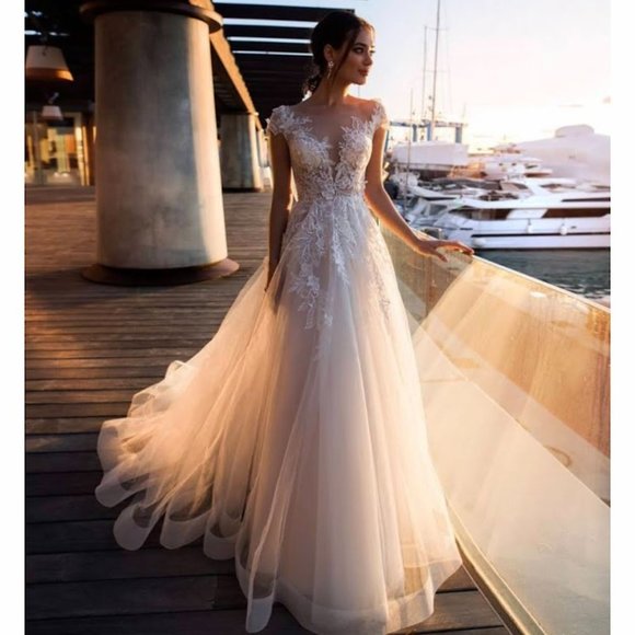 Wedding Dress - BLUSH Colour - Picture 1 of 3